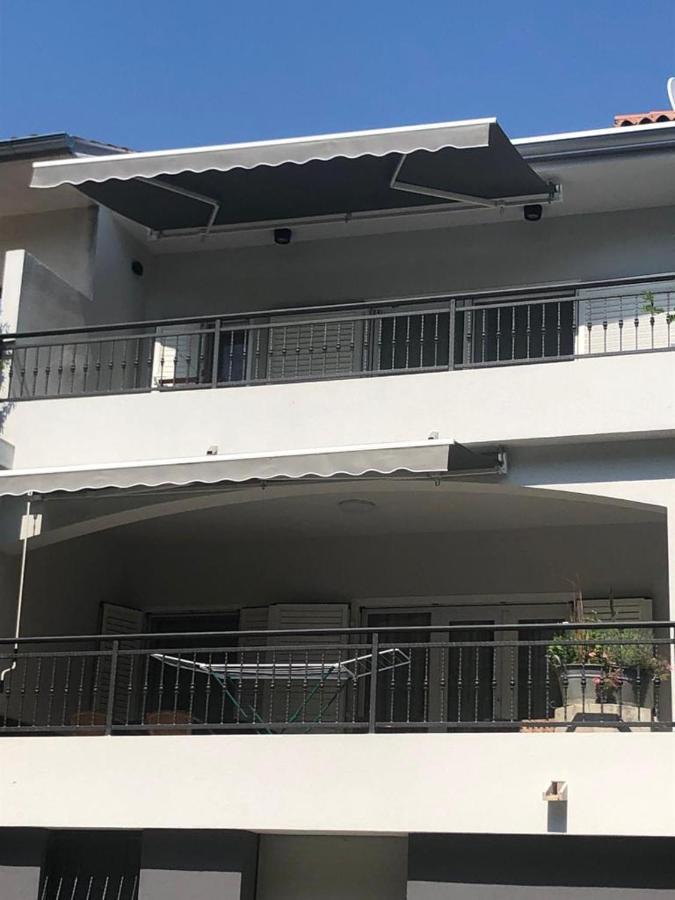 Apartment Lena Čižići Buitenkant foto